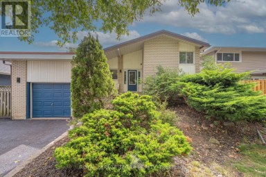 1571 LEWISHAM DRIVE Mississauga (Clarkson) Ontario photo 1