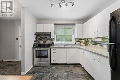 4 - 255 NORTHLAKE DRIVE Waterloo Ontario photo 10