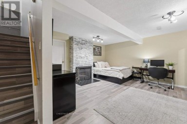 4 - 255 NORTHLAKE DRIVE Waterloo Ontario photo 26