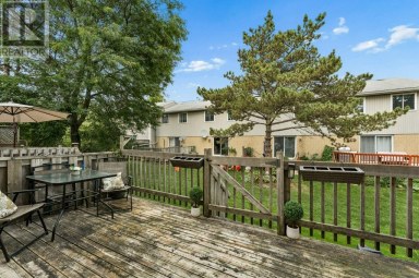 4 - 255 NORTHLAKE DRIVE Waterloo Ontario photo 29