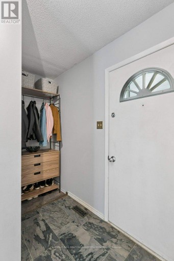 4 - 255 NORTHLAKE DRIVE, Waterloo, Ontario, N2V1Z2