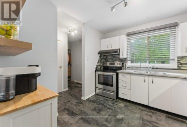 4 - 255 NORTHLAKE DRIVE Waterloo Ontario photo 8