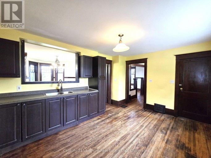 1014 HAMILTON ROAD, Quinte West (Sidney Ward), Ontario, K8V5P8