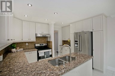 134 COOPERAGE CRESCENT Richmond Hill (Westbrook) Ontario photo 14