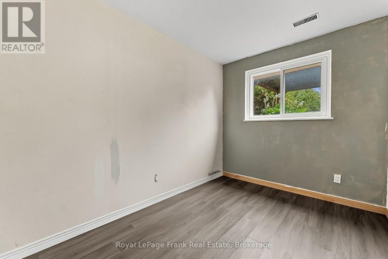 1317 PARK ROAD S, Oshawa (Lakeview), Ontario, L1J4K3