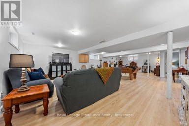 83 GAVEY STREET Belleville (Thurlow Ward) Ontario photo 35