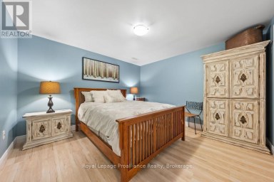 83 GAVEY STREET Belleville (Thurlow Ward) Ontario photo 41