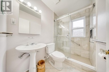 13 GRAYLEE AVENUE Toronto (Eglinton East) Ontario photo 19