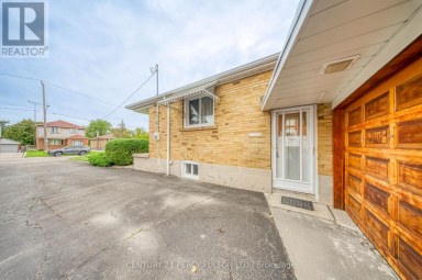 13 GRAYLEE AVENUE Toronto (Eglinton East) Ontario photo 21
