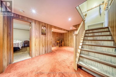 13 GRAYLEE AVENUE Toronto (Eglinton East) Ontario photo 22