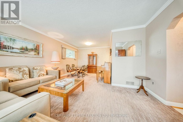 13 GRAYLEE AVENUE, Toronto (Eglinton East), Ontario, M1J1M5