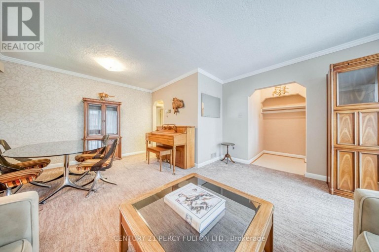 13 GRAYLEE AVENUE, Toronto (Eglinton East), Ontario, M1J1M5