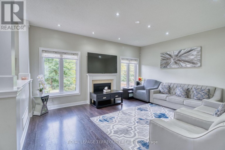 38 RHAPSODY CRESCENT, Brampton (Vales of Castlemore), Ontario, L6P4E8