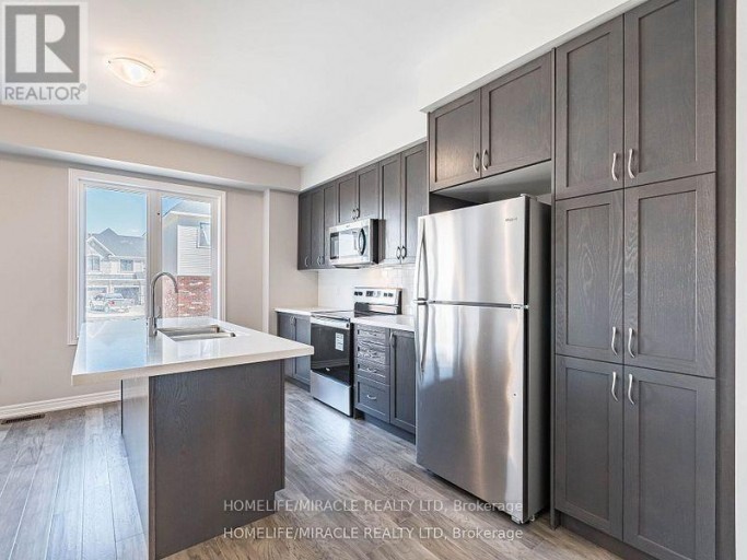 140 AQUASANTA CRESCENT, Hamilton (Ryckmans), Ontario, L9B0J8