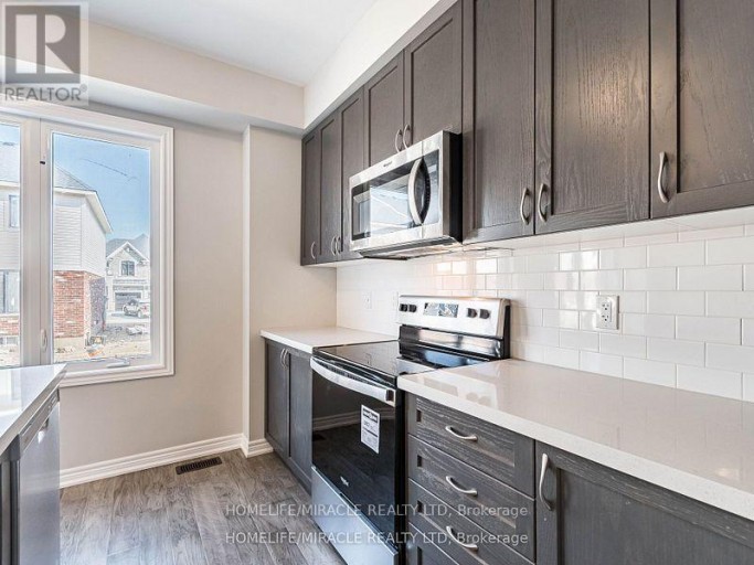 140 AQUASANTA CRESCENT, Hamilton (Ryckmans), Ontario, L9B0J8