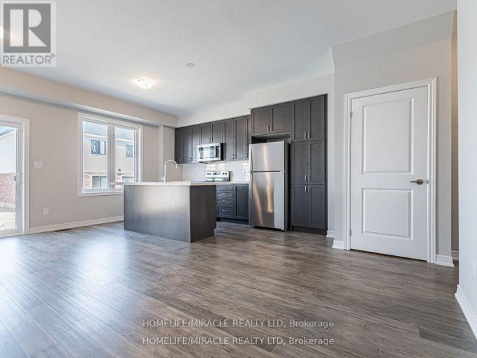 140 AQUASANTA CRESCENT, Hamilton (Ryckmans), Ontario, L9B0J8