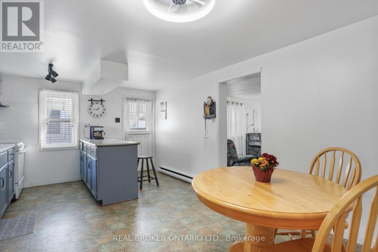 79 & 85 BRIDGE STREET, Addington Highlands (Addington Highlands), Ontario, K0H1L0