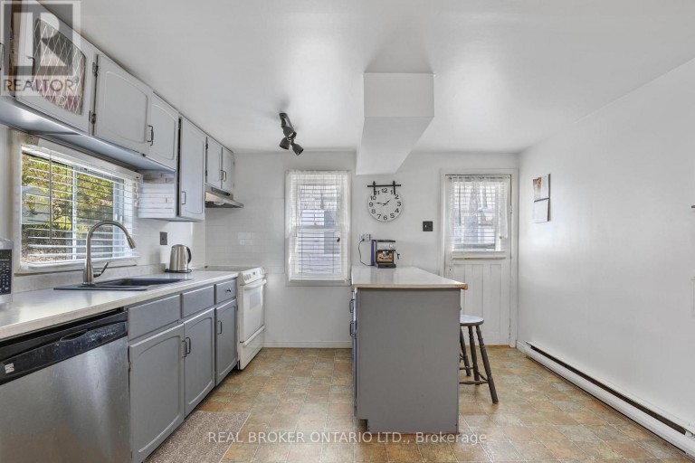 79 & 85 BRIDGE STREET, Addington Highlands (Addington Highlands), Ontario, K0H1L0