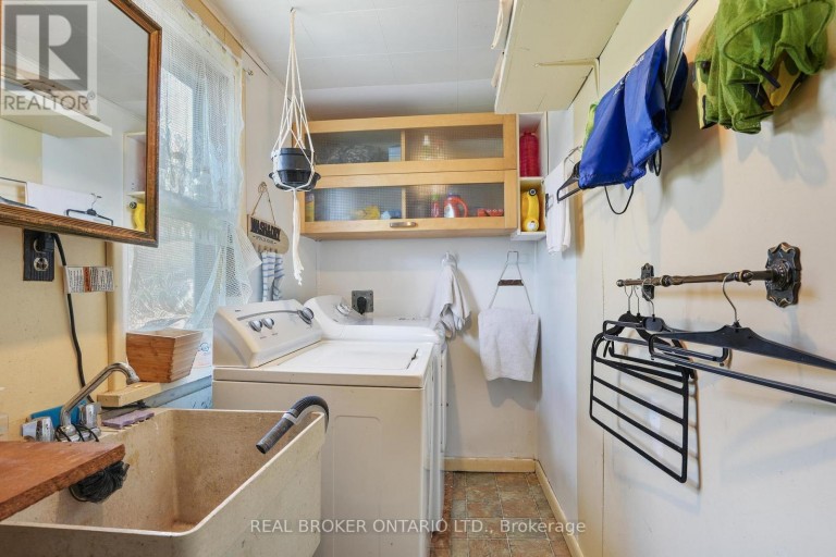 79 & 85 BRIDGE STREET, Addington Highlands (Addington Highlands), Ontario, K0H1L0
