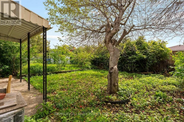 3 PINDAR CRESCENT, Toronto (Pleasant View), Ontario, M2J3L3