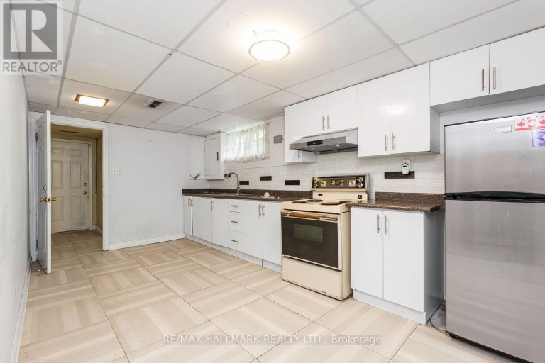 3 PINDAR CRESCENT, Toronto (Pleasant View), Ontario, M2J3L3