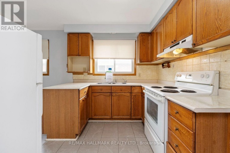 3 PINDAR CRESCENT, Toronto (Pleasant View), Ontario, M2J3L3