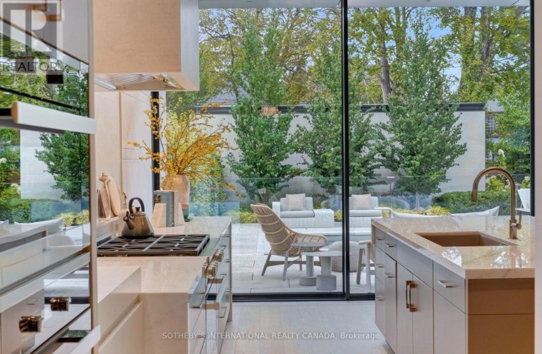 50 TEDDINGTON PARK AVENUE, Toronto (Lawrence Park North), Ontario, M4N2C6