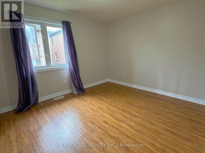12 CRICKET MEWS, Toronto (Rouge), Ontario, M1X2E3