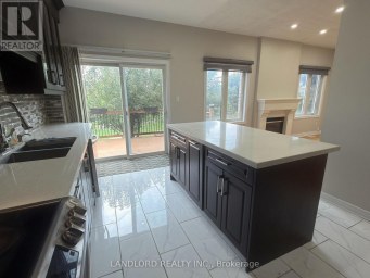 12 CRICKET MEWS Toronto (Rouge) Ontario photo 2
