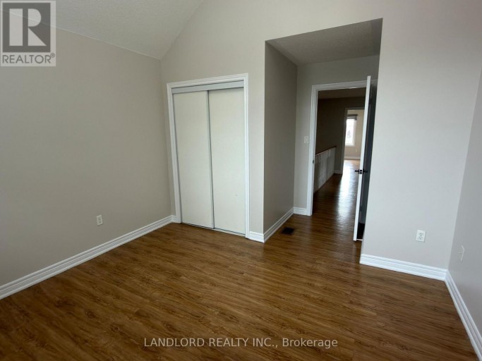 12 CRICKET MEWS, Toronto (Rouge), Ontario, M1X2E3