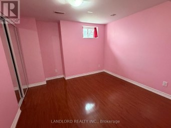 12 CRICKET MEWS Toronto (Rouge) Ontario photo 24