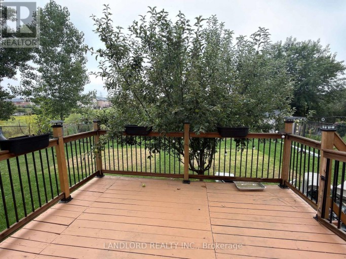 12 CRICKET MEWS, Toronto (Rouge), Ontario, M1X2E3