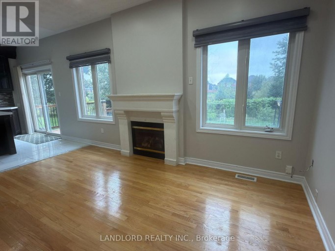 12 CRICKET MEWS, Toronto (Rouge), Ontario, M1X2E3