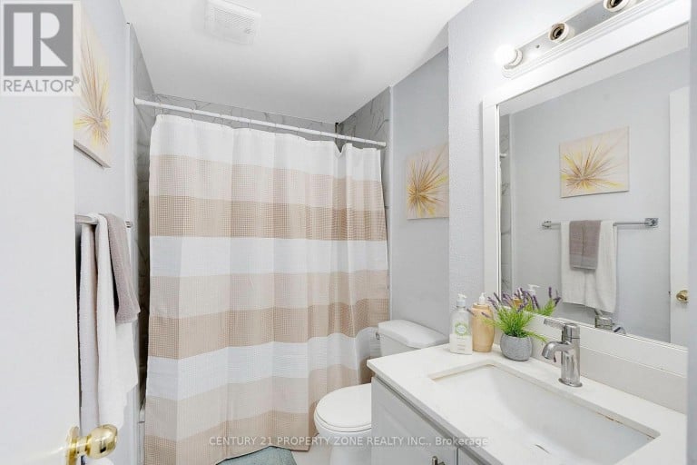 5 BRIAR PATH, Brampton (Avondale), Ontario, L6T2A2