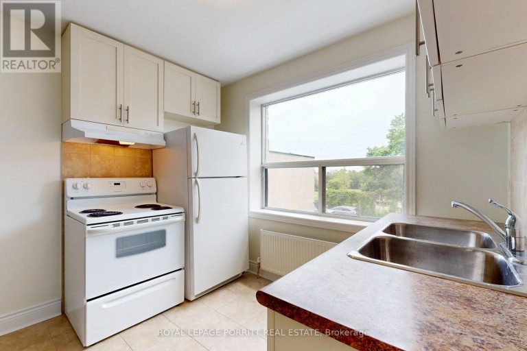 6 - 3511 LAKE SHORE BOULEVARD W, Toronto (Long Branch), Ontario, M8W1N5