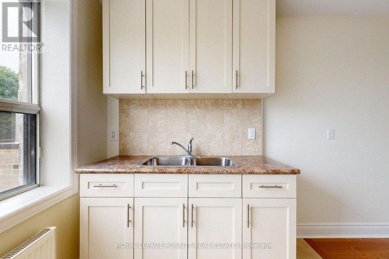 6 - 3511 LAKE SHORE BOULEVARD W, Toronto (Long Branch), Ontario, M8W1N5
