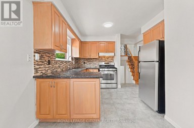 53 GRAMPIAN CRESCENT Toronto (Humber Summit) Ontario photo 10