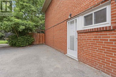 53 GRAMPIAN CRESCENT Toronto (Humber Summit) Ontario photo 27