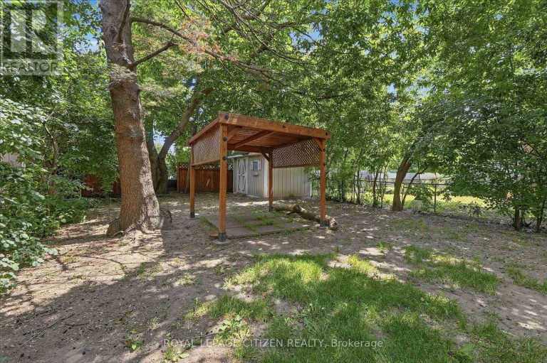 53 GRAMPIAN CRESCENT, Toronto (Humber Summit), Ontario, M9L2L2