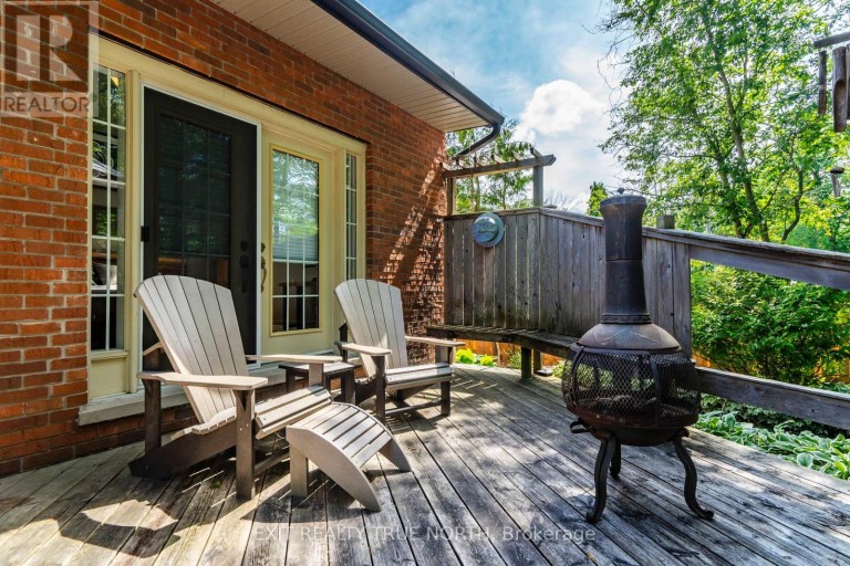 14 ROSEWOOD AVENUE, Springwater (Midhurst), Ontario, L9X0P5