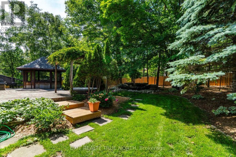 14 ROSEWOOD AVENUE, Springwater (Midhurst), Ontario, L9X0P5