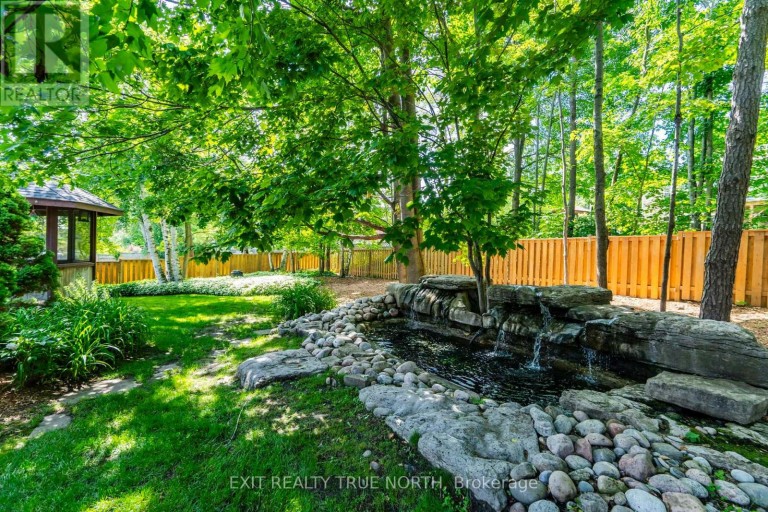 14 ROSEWOOD AVENUE, Springwater (Midhurst), Ontario, L9X0P5