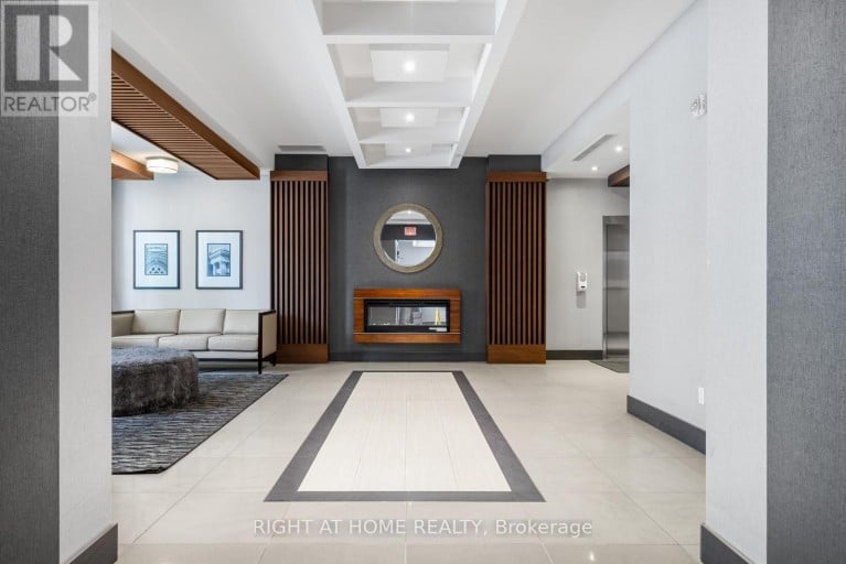 PH05 - 150 MAIN STREET W, Hamilton (Central), Ontario, L8P1H8