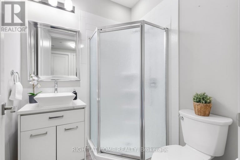 PH05 - 150 MAIN STREET W, Hamilton (Central), Ontario, L8P1H8