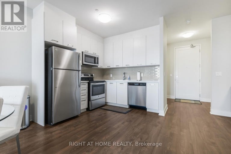 PH05 - 150 MAIN STREET W, Hamilton (Central), Ontario, L8P1H8