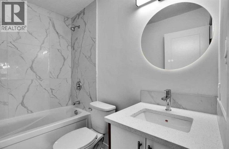 7520 7 Street SW, Calgary, Alberta, T2V1G2