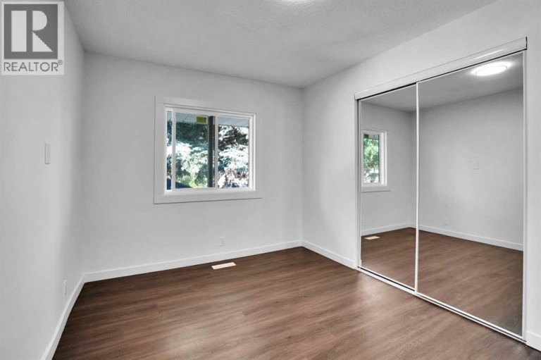 7520 7 Street SW, Calgary, Alberta, T2V1G2