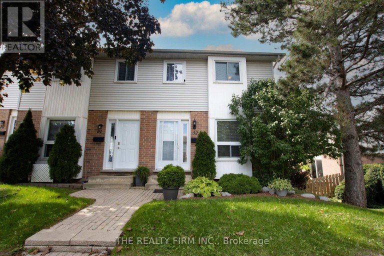 32 - 110 DEVERON CRESCENT, London South (South T), Ontario, N5Z4W7