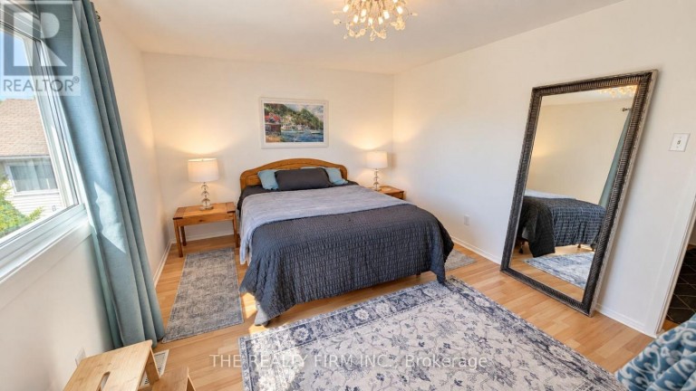 32 - 110 DEVERON CRESCENT, London South (South T), Ontario, N5Z4W7