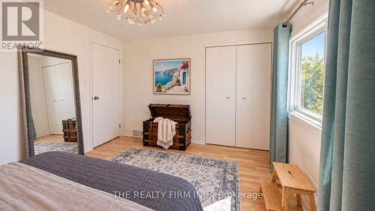 32 - 110 DEVERON CRESCENT, London South (South T), Ontario, N5Z4W7